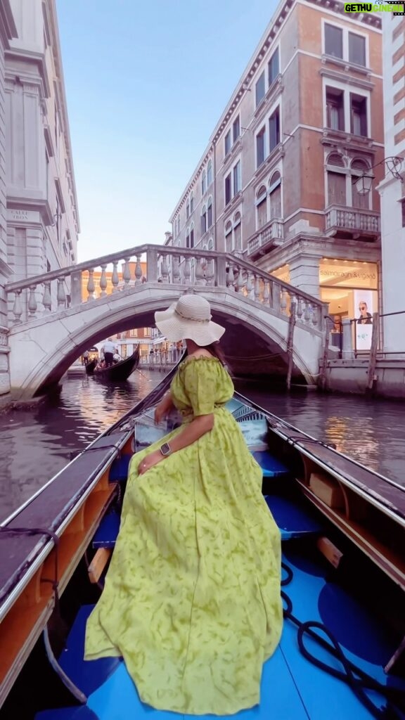 Riyasha Dahal Instagram - A gondola ride: where the canals become pathways of dreams. #venice #italy #riyashadahal #gondolaride #europetour Venice, Italy