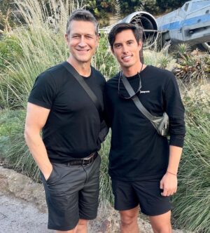 Robert Gant Instagram - Halloween time at @disneyland is a treat! Great time with my friend @jonhillstead. Pro tip: Comfortable shoes are key. Walked over 10 miles per my tracker. #GreatExercise #Halloweentime #Disneyland 🎃🏰
