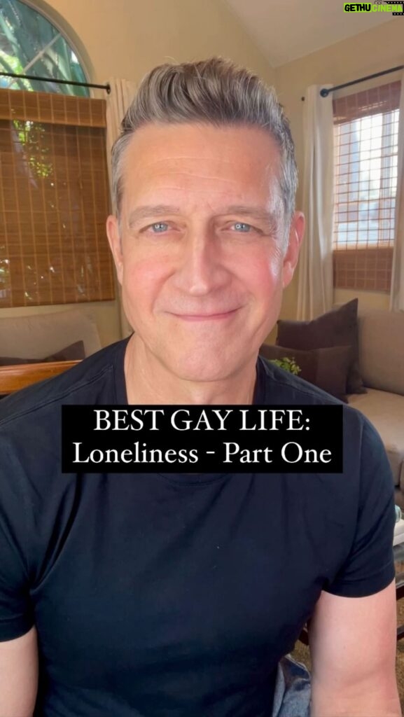 Robert Gant Instagram - In my work coaching fellow gay folks, one frequent challenge I encounter is loneliness. Given our years of hiding and not letting others get too close so we wouldn’t be discovered, it makes sense that the distancing we developed originally as a survival skill now sometimes works against us. This distancing can happen with different forms of intimacy and connection whether with friends, family, or loved ones. And even right when we’re in the midst of other people. There are a number of ways to go about addressing that loneliness. Here’s one powerful first step. More to follow. We’re all in this together. Much love. #Loneliness #Freedom #LGBTQ #Community #Love #Connection #BestGayLife