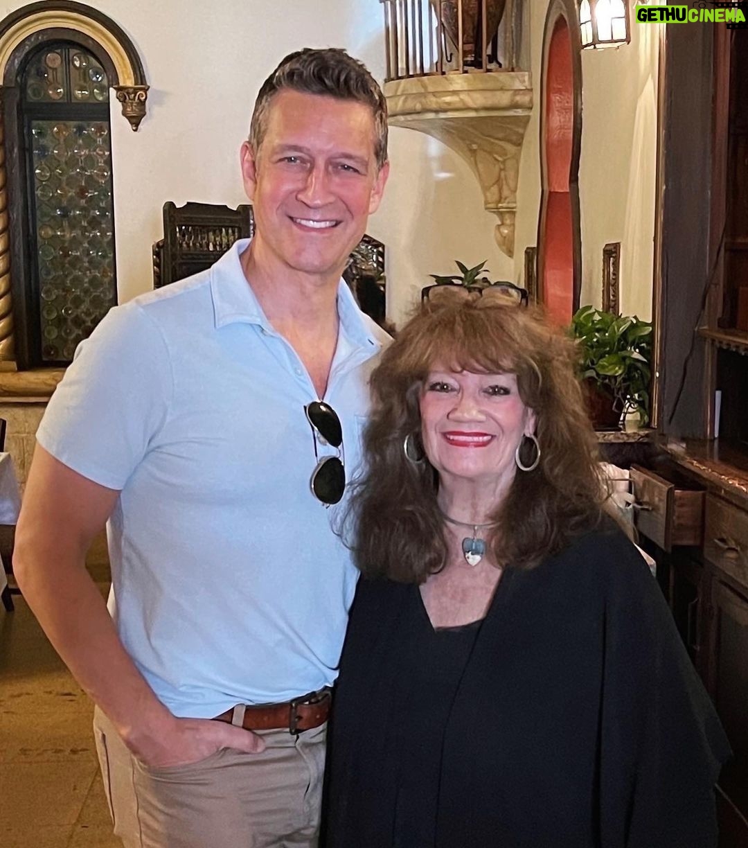 Robert Gant Instagram - When you grow up with a Mom who’s birthday is on Valentine’s Day, suffice it to say that there are many hearts around pretty much all the time. Though is there really such a thing as too much heart? Well, perhaps but not in this case. So Happy Birthday to my dear Valentine Birthday Mom! I love you always and forever, Mom. 💝💗💖♥️