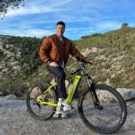 Robert Lewandowski Instagram – Adventure on two wheels! 🚴‍♂️☀️ Crisp air and the sun’s warmth—this is the essence of a perfect ride.
Enjoy!
 
@sm_stormbikes 
#paidpartnership