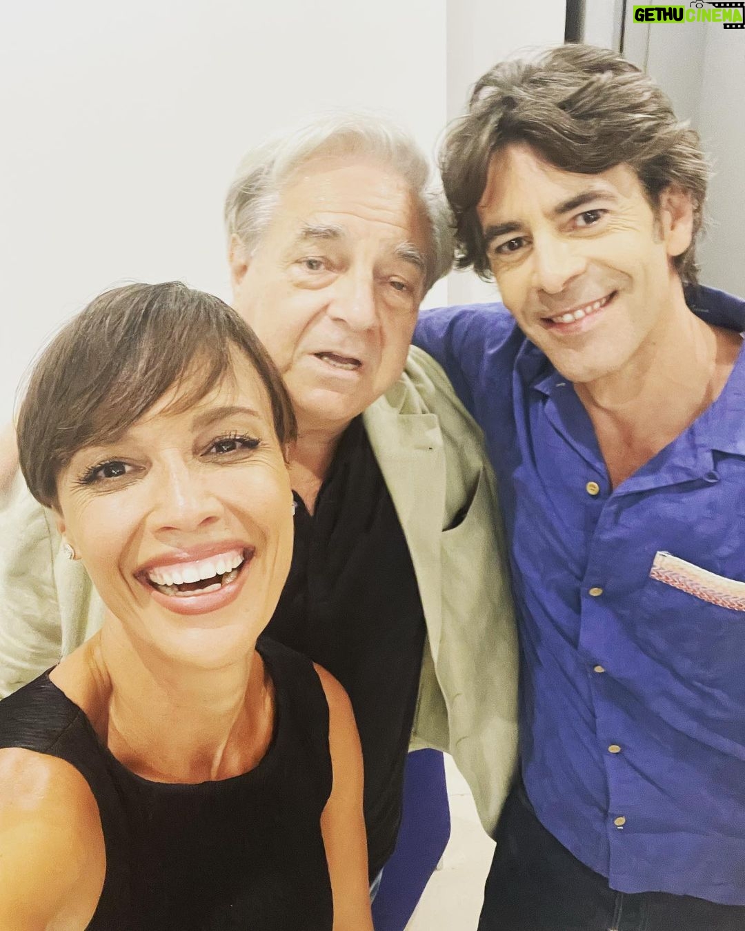 Roberta Giarrusso Instagram - Anteprima al @bct_beneventocinemaetv di “SPOSA IN ROSSO” regia di Gianni Costantino Dal 4 agosto al cinema 🍿 📽 Con @eduardonoriegateam @sarahfelberbaum @dino.abbrescia @robertagiarrusso @anna_galiena @mauriziomarchetti @massimoghinireal @cristinadonadio_official @fenix_entertainment @visionfilmdistribution @adler_entertainment
