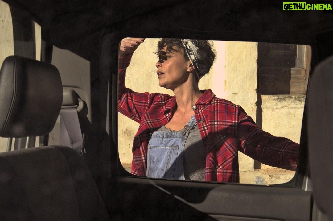 Roberta Giarrusso Instagram - La meraviglia è in ogni cosa se la sai cercare
