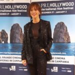 Roberta Giarrusso Instagram - Grazie a @pascalvicedomini e al @caprihollywood per questo bellissimo premio Una serata Caprese indimenticabile ❤️ E grazie per avermi vestita con questo meraviglioso outfit scintillante 🤩 @letwins.it