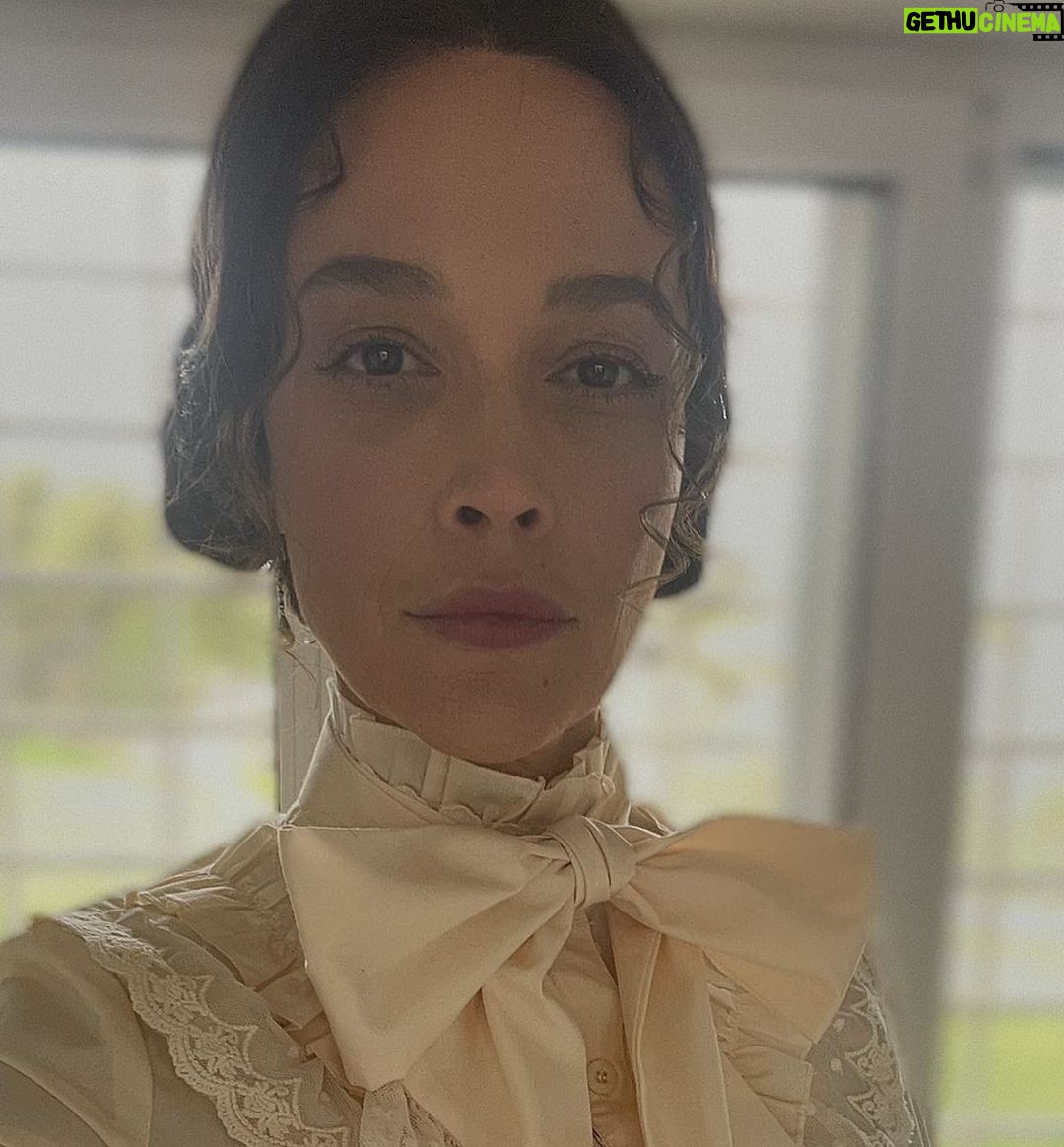 Roberta Giarrusso Instagram - Ho sempre sostenuto di essere una donna di altri tempi 😉