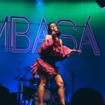 Roberta Sá Instagram - AREIA BRANCA 🐟 Sábado, dia 23, tô chegando com o Sambasá pra participar do Festival do Atum. Encontro marcado na Praia de Upanema, às 23h. Quem vai estar lá comigo? Areia Branca - RN