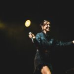 Roberta Sá Instagram – De volta às memórias incríveis do Show de Aniversário JBFM com @robertasaoficial e @pretinhodaserrinha! 💙✨

Já bateu saudade por aí também? 

📸: @marcellocavalcanti1 / @lucasjonesss / @lucasgama / @felipemazonilopes