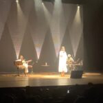 Roberta Sá Instagram - Hoje é dia de agradecer. Cantar Clara Nunes em BH para um teatro lotado, ao lado de @samaralibano e @paulinodias.oficial com esse look icônico da @coven_oficial styling da radical chic @marina____franco beleza do Ale e da Carol do @estudioaq é motivo pra festejar! @pedrinho_alves_madeira obrigada pelo convite e desafio! Bão demais! Arrasta o dedo pra ouvir um bocadinho e ver detalhes do que rolou! Salve Clara!