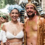 Roberta Sá Instagram - As fotos do @patricksister tem uma cremosidade que retratam bem o carnaval do @cordaodoboitata . Nos derretemos de amor a cada melodia entoada com uma multidão unida em não deixar morrer o legado dos corações foliões dos tempos de outrora, mirando na transformação trazida pelo movimento natural da vida. Que exista carnaval no nosso futuro. Que tenhamos um futuro com uma sociedade melhor! Parabéns @kiko.horta @thiago.queiroz.142 @paulinodias.oficial @cristiane.cotrim @skofaaa e todos os envolvidos! Viva o Zé Pereira, viva o carnaval!