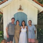 Roberta Sá Instagram - Começar o ano na Bahia, numa casinha que tinha Iemanjá na entrada, num paraíso construído com muito amor pela @lagatta e André, foi uma espécie de sonho do qual não quero acordar. Minha família agradece a acolhida @vila.oya . Que encontro fabuloso. 2024 promete! Praia De Algodões - Península De Maraú BÁ