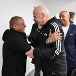 Roberto Carlos Instagram - Feliz aniversário presidente @gianni_infantino 👏🏼👏🏼