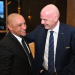 Roberto Carlos Instagram - Feliz aniversário presidente @gianni_infantino 👏🏼👏🏼