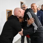 Roberto Carlos Instagram - Feliz aniversário presidente @gianni_infantino 👏🏼👏🏼