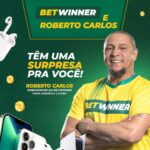 Roberto Carlos Instagram – QUER GANHAR UM PLAYSTATION 5 OU IPHONE 13? 😁 🎮 📱 
 
BORA PROCURAR OS QR CODES DA BETWINNER 🎯
 
Tenho muito orgulho de ser Embaixador de uma marca que presenteia seus clientes. 
Com a BETWINNER você pode ganhar iPhones 13, Playstations 5 e Airpods Pro diariamente. Basta escanear os QR codes espalhados pelos pontos de ônibus de São Paulo e testar a sua sorte! 
 
Seu iPhone pode estar te esperando no próximo ponto 👀
 
➡️ Saiba mais sobre a promoção em @betwinnerbrasil