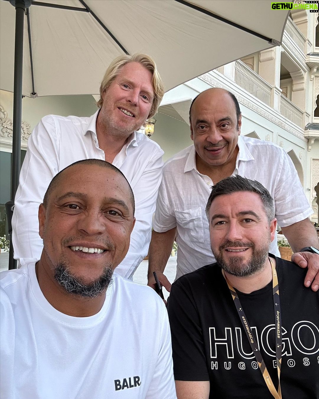 Roberto Carlos Instagram - Um pouco desses 25 dias aqui no #qatar2022 The Chedi Katara - a GHM hotel