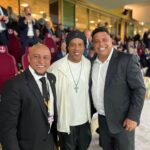 Roberto Carlos Instagram - Coisas que só o futebol te da ,amigos e grandes experiências The Chedi Katara - a GHM hotel