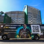Roberto Carlos Instagram - Estive com a Betwinner pelas estradas do Brasil e passei por Copacabana no Rio, Estádio conhecidos em São Paulo e pelo Planalto em Brasilia. Quem me viu com os amigos da Betwinner?