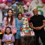 Roberto Carlos Instagram – Gracias a todos los amigos de Marina por participar de su fiesta. Feliz aniversário meu amor #nina @bespoke_23