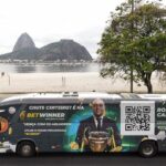 Roberto Carlos Instagram - Estive com a Betwinner pelas estradas do Brasil e passei por Copacabana no Rio, Estádio conhecidos em São Paulo e pelo Planalto em Brasilia. Quem me viu com os amigos da Betwinner?