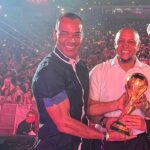 Roberto Carlos Instagram - TUFOOO muitas felicidades, que Deus te abençoe.