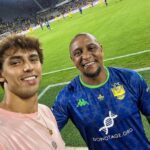 Roberto Carlos Instagram - Legends everywhere.. @oficialrc3 vs @ronaldinho that’s why it’s called #thebeautifulgame #WeAreEntourage #RobertoCarlos #Ronaldinho Orlando, Florida