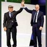 Roberto Carlos Instagram - Descansa em paz professor amancio Amaro e obrigado por tudo que o senhor fez por nós 👏👏👏👏👏 Liverpool, England UK