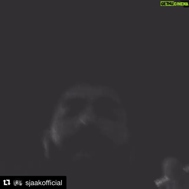 Roberto da Costa Instagram - Deze man is toch het toppunt van humor πππ niffoooooo @sjaakofficial ... ik ga nog steeds stuk om dit filmpje π#rapper #sjaak #is #making #music #blocks @sidneysamson #robertodacosta #amsterdam SoundWise Music