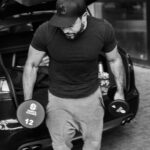 Roberto da Costa Instagram – Prepping the weights for the real deal @saintsandstars #holyshred #holybox #nextlevelgym ##boutiquegym ##saintsandstars #hittraining #hit #robertodacosta #amsterdam #best #workout #get #shredded #shred #shredded #sweat #training #workout #gym #strength #power #nopainnogain Saints & Stars