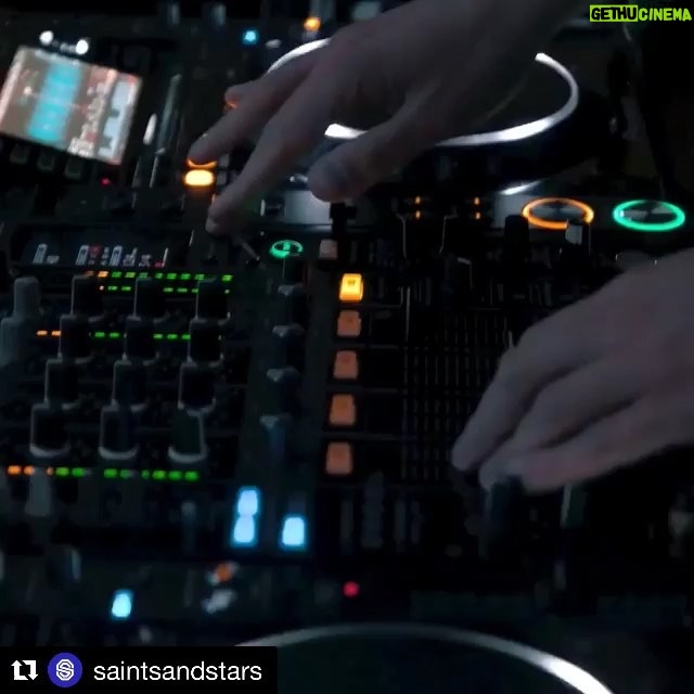 Roberto da Costa Instagram - How we set the place on 🔥 🔥 @saintsandstars much love to the Dj’s @sidneysamson @dantekleinmusic @danielthomasso @kisskissevents.nl @xitenl hope we collaborate real soon again music 🎵 by @sidneysamson #saintsandstars #going #ade #amsterdamdanceevent #here #in #amsterdam #edm #house #trap #dubstep #hiphop #party #nextlevel #nextlevelgym #holybox #holyshred #amsterdam #robertodacosta Saints & Stars