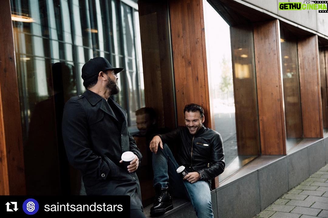Roberto da Costa Instagram - When funny things actually are funny ..... 😀@saintsandstars 📸credits @fracrox #saintsandstars #nextlevelgym #shoot #holyshred #holybox #gym #gymboutique #boutique #boutiquegym #crosstheline #robertodacosta #best #training #to #get #shredded London, United Kingdom