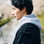 Robin Furuya Instagram - Thanks for watching Is She the Wolf episode 6 @netflixjp 好きな仕事があれば1人でいる事に強くなってしまう 20代前半の何も考えずに突っ走れる姿が羨ましく感じる。 みんなが眩しく見える6話でした こりゃ、厄介だわ笑 #オオカミちゃんには騙されない #オオカミちゃん　#古屋呂敏　#IsShetheWolf