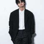 Robin Furuya Instagram - Studio Nicholson X ZARA Functional, comfortable and easy. = love it Btw happy thanksgiving day from Japan I will reply to comments so pls leave a comment or a question. 好きなコラボ 久しぶりにコメント返そうかな @ZARA #ZARA #ザラ #studionicholson #スタジオニコルソン #studionicholsonxzara #PR Tokyo, Japan