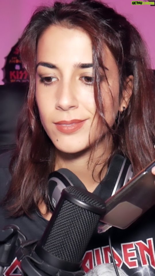 Rocío Vidal Instagram - He estado varias semanas infiltrada en la estafa piramidal de la flor de la abundancia / telar de los sueños y madre mía...🤦🏽♀️ Esta tarde, a las 19:00 CET, el vídeo completo en Youtube.