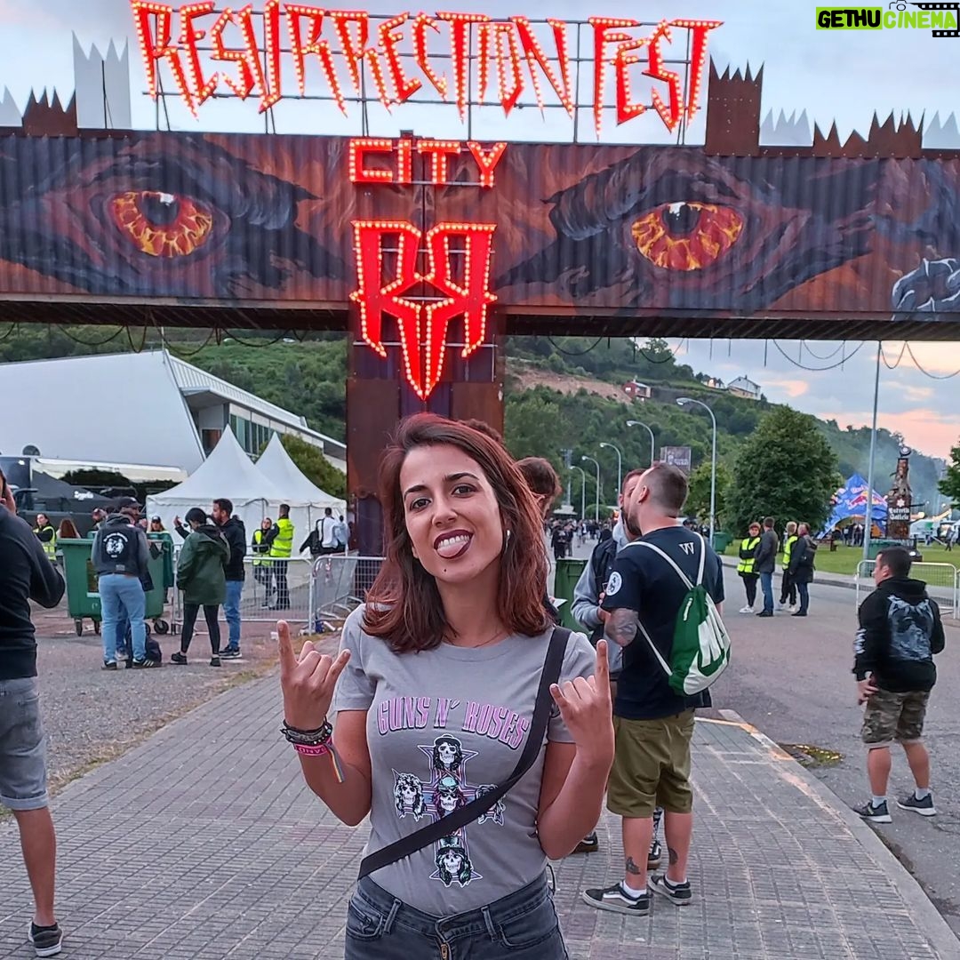 Rocío Vidal Instagram - Qué ganas tenía de festival 🤘🤘🤘 @resurrectionfest ❤️