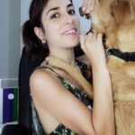 Rocío Vidal Instagram - ¿Por qué el soplido es frío y el aliento caliente? Mi perro lo mejor del vídeo no lo voy a negar #ciencia