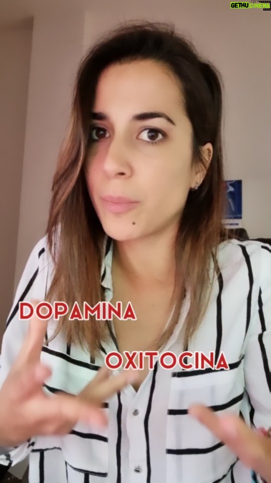 Rocío Vidal Instagram - Me he topado con este individuo experto en ciencia de la seducción y no puedo más #ciencia #seducción