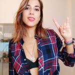 Rocío Vidal Instagram - Salud, rock and roll y mirad mi último vídeo que lo tenéis en la bio 🤘♥️