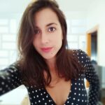 Rocío Vidal Instagram – Hola, guapos. Hoy he grabado vídeo, así que estad atentos al canal ✨