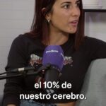 Rocío Vidal Instagram - Cerebro, vamos a conocernos tú y yo... Fuera de mitos, de falsas creencias, vamos a descubrir lo que realmente sabemos de ese gran desconocido de la mano de una neurocientífica, Estef Estévez, con la intentaremos ahondar en todo lo que desconocemos. Como todas las semanas, capítulo disponible en @podimo_es y en el link de mi bio 🔥🔥
