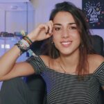 Rocío Vidal Instagram – Hoy me he grabado un vídeo para Youtube y después de una hora y media me he dado cuenta de que no se había grabado el audio 💀.
Esta es la foto de un lunes de derrota. Pero hay que sonreírle a la vida, como diría mi filósofo de referencia Mr. wonderful.