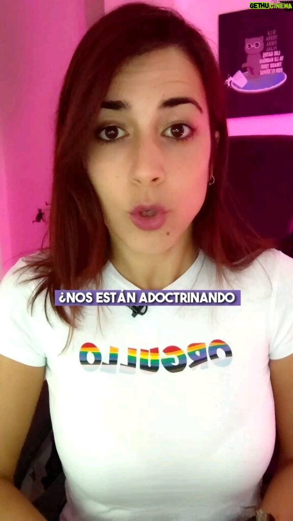 Rocío Vidal Instagram - Hoy se han hecho unas declaraciones inaceptables en el Congreso contra el colectivo LGTB por parte de VOX. ¿Quieren datos? Tomen datos.