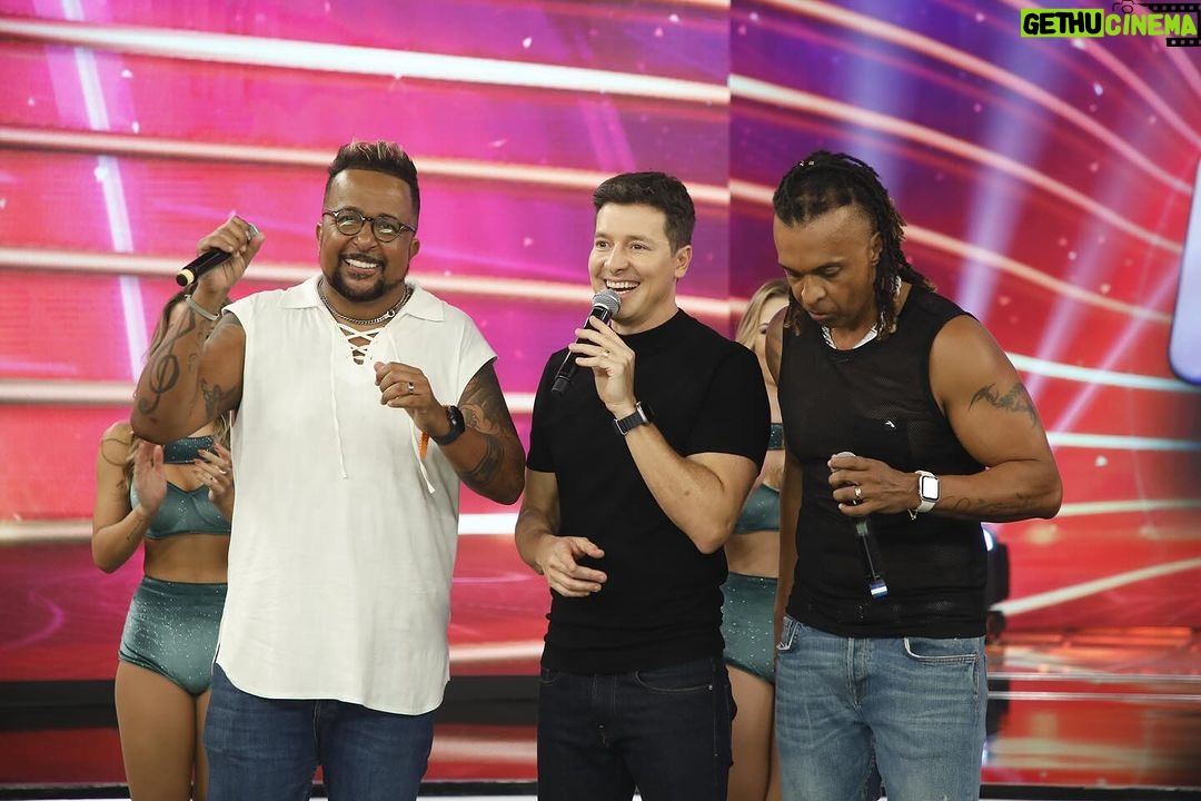 Rodrigo Faro Instagram - Estão acompanhando o @horadofaro? 📺 📸: @chahestianphoto Rede Record