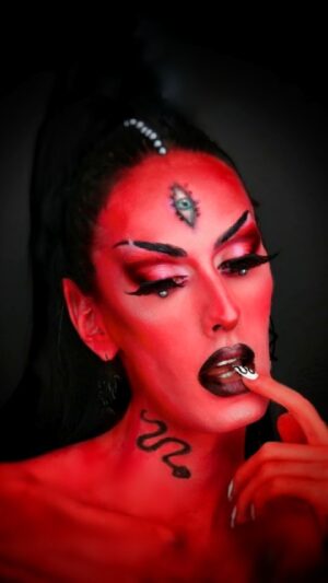 Roem Instagram - Happens all the time 🥲 #makeup #rupaulsdragrace #dragqueen #dragmakeup #makeupartist