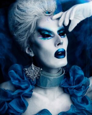 Roem Instagram - ☄️SPACE GODESS ☄️

This royalty from another galaxy has been watching and studying us tiny humans for over a while now. The planet earth inhabitants have not just served as her little playful experiment, but also as her next potential royal meal. 🍽️

Earrings by @tokyostoriescreations

#alienmakeup #makeup #dragmakeup #dragqueen #dragrace #rupaulsdragrace #dragraceholland #sfxmakeup #bluemakeup #lgbtq #holographic #sciencefiction