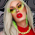 Roem Instagram - ACID 🧪 #redandgreen #neonmakeup #vibrantmakeup #dragqueen #rpdr #rupaulsdragrace #dragraceholland #makeup #makeupinspiration #makeuplooks #greenmakeup #redmakeup #brutalism #acid #dragracedownunder #redlips