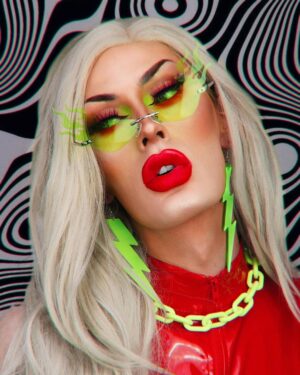 Roem Instagram - ACID 🧪

#redandgreen #neonmakeup #vibrantmakeup #dragqueen #rpdr #rupaulsdragrace #dragraceholland #makeup #makeupinspiration #makeuplooks #greenmakeup #redmakeup #brutalism #acid #dragracedownunder #redlips