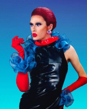 Roem Instagram - 👁️ DISTINGUISH 👁️

Changing reality can be done with just the simple blink of your eye. 

#dragqueen #dragmakeup #latex #rupaulsdragrace #rpdr #rupaul #makeup #makeuptransformation #abstractmakeup #pearlmakeup #redblue #avantgarde #editorial #photography #photoshoot #model #dragraceholland #dragracedownunder #allstars6 #redhair #wig #drag #dragraceespaña