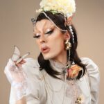 Roem Instagram - μητέρα φύση x [ Mother Nature ] 🦪 You can only chase a butterfly for so long. 🦋 #dragqueen #rupaulsdragrace #photoshoot #abstractmakeup #dragmakeup #makeuplooks #mirrormirror #dragraceholland #mothernature #pearlmakeup #flowermakeup #dragartist #makeupartist #makeuptransformation #weirdmakeup #blackeyes #dragking Jupiter