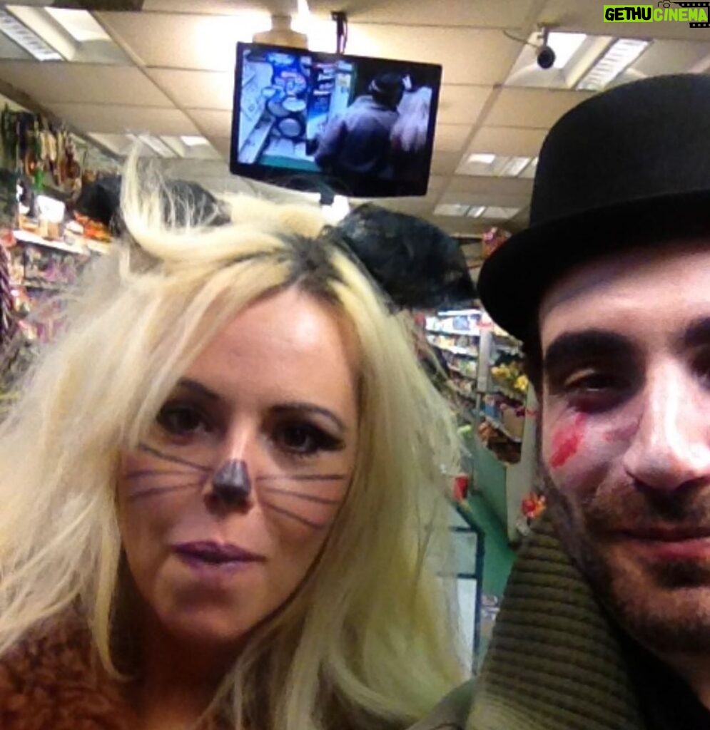 Roisin Conaty Instagram - Ok so @mrbrettgoldstein sent me this photo- It’s from 2013 Halloween (I guess!?) we are obviously shitfaced & we are in the off licence on Shaftesbury Avenue but we both have no recollection AT ALL of where we had been. Does anyone remember?!
