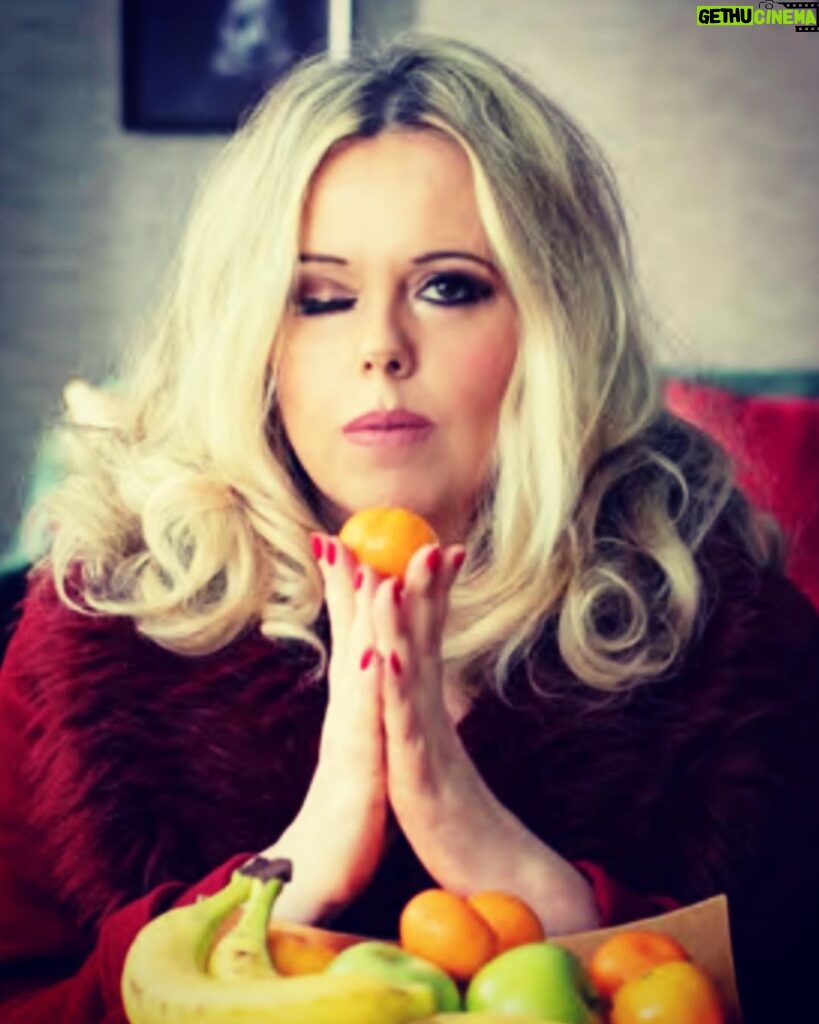 Roisin Conaty Instagram - It’s GameFace series 2 press screening tonight 😅🤪😀wish us luck and if you missed it first series available on catch up @channel4 pic by brilliant @Sophiemutevelian